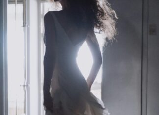 Chiffon Kleid: Entdecke Die Wunderschönen Styles Für Jeden Anlass