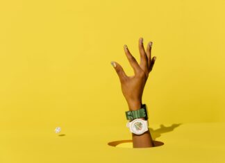 Schwarze Kleider: Entdecke Die Magie Eleganter Styles!