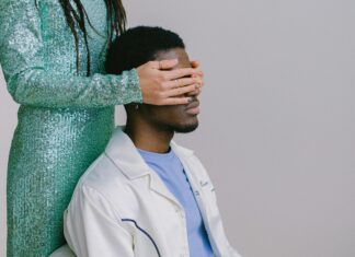 Guess Kleider: Entdecken Sie Die Neueste Fashion-Trends Jetzt!