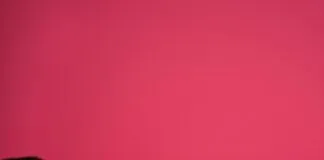 Cut Out Kleid: Entdecke Die Must-Have Trends Für Deinen Stil