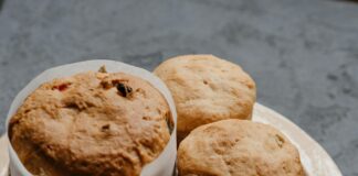 Goldenes Kleid: Entdecke Die Geheimnisse Perfekter Eleganz